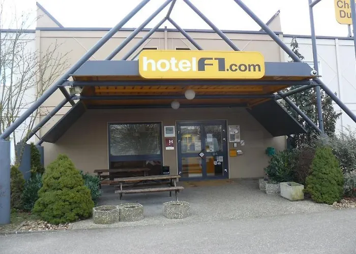 F1 Ennery Hotel Mety